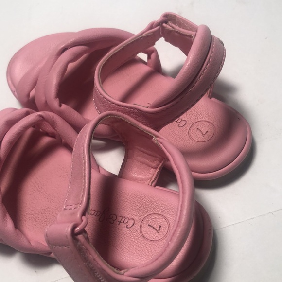 Girls cat & Jack spring pink cat & Jack sandals - Picture 2 of 10
